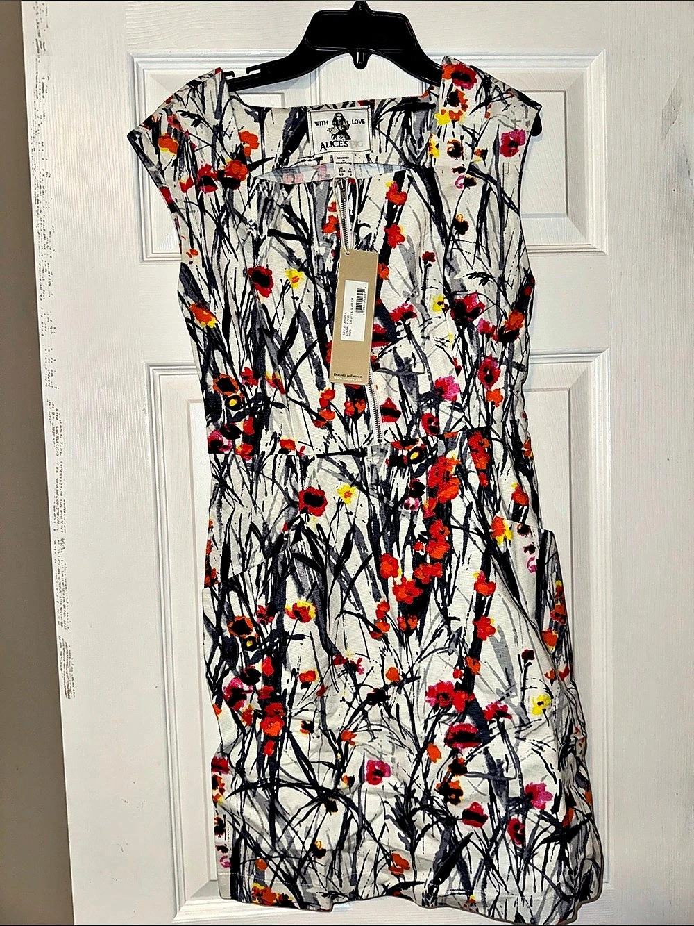 Alice's Love Floral Midi Dress in White & Red Size Medium NWT